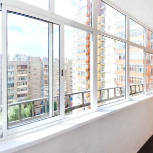 Распашные балконные рамы